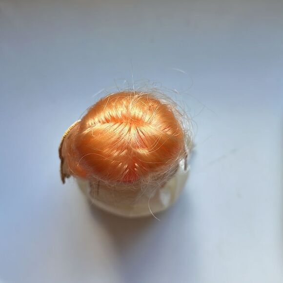 Vtg Christmas Angel tree topper dressed all in white with strawberry blond hair - Picture 5 of 7